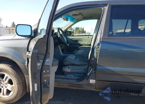 2003 Honda Pilot Ex-L from USA, damaged, VIN 2HKYF18503H584334